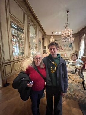 Meet your Posher, Katie & Bookmark My Closet! 😘💕